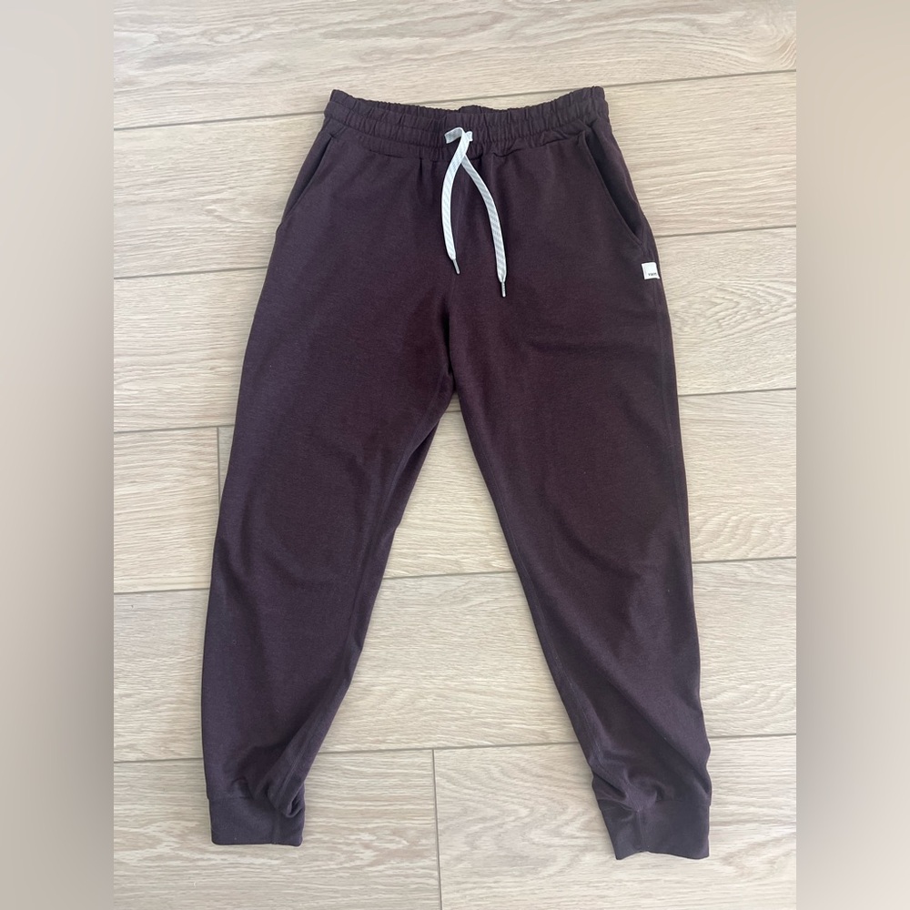 Vuori performance jogger pants brown Heather size xs